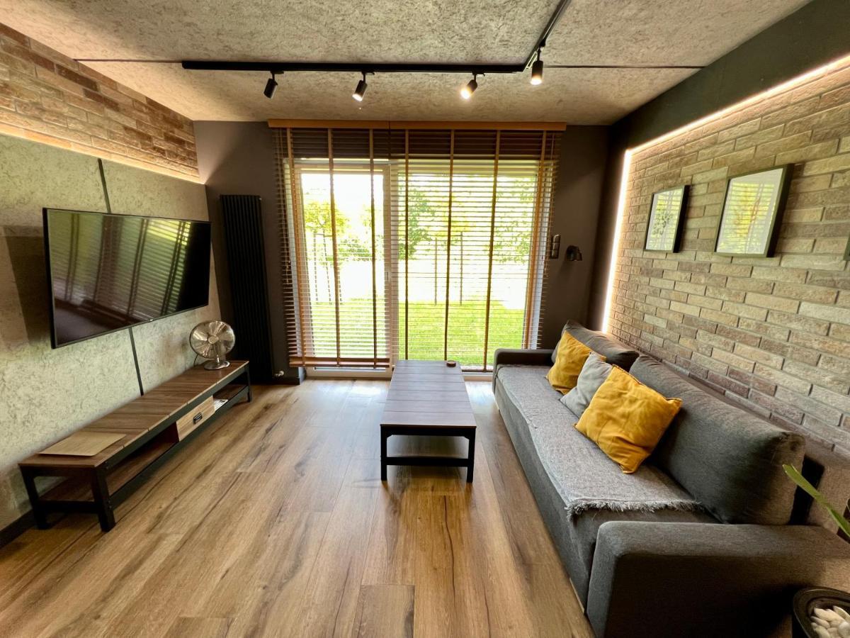 Loft Klonowa - Apartament Z Garazem Kielce Kültér fotó