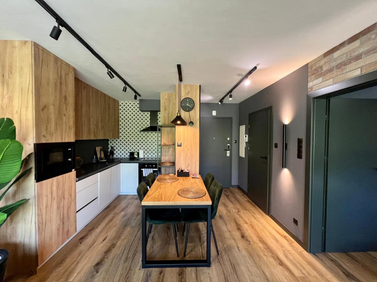 Loft Klonowa - Apartament Z Garazem Kielce Kültér fotó