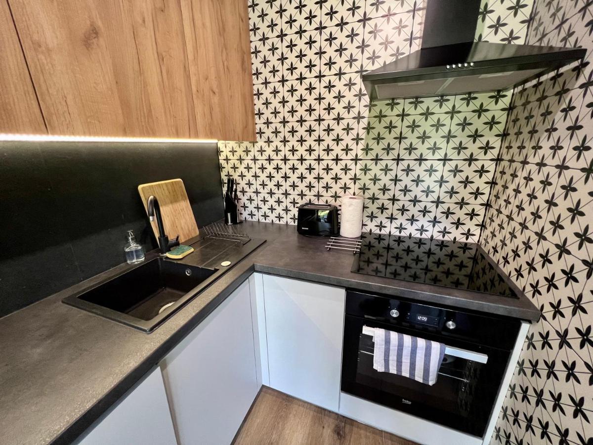 Loft Klonowa - Apartament Z Garazem Kielce Kültér fotó