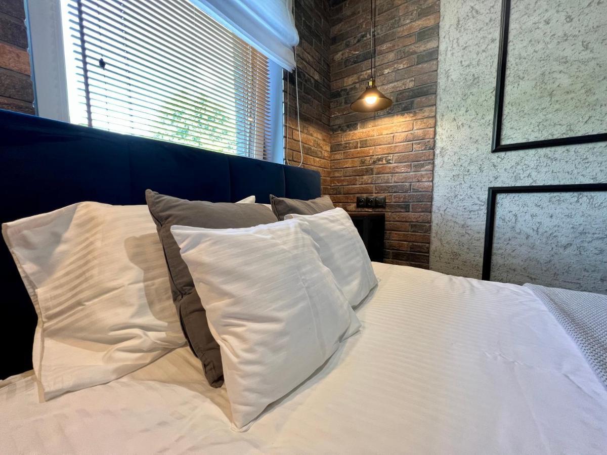 Loft Klonowa - Apartament Z Garazem Kielce Kültér fotó