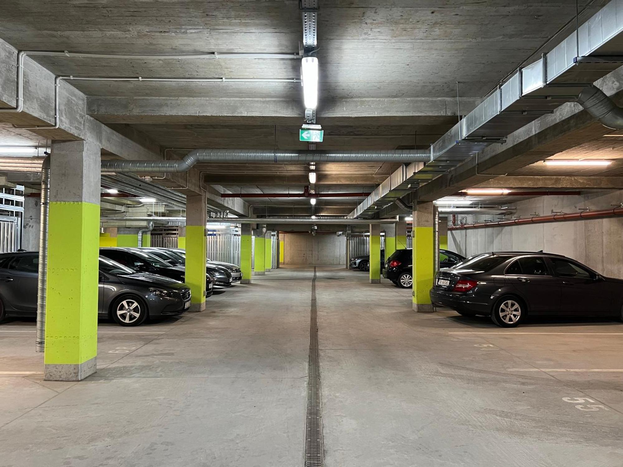 Loft Klonowa - Apartament Z Garazem Kielce Kültér fotó